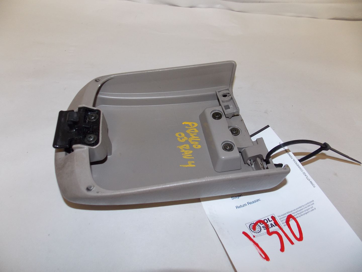 0103 02 Toyota RAV4 RAV4 Arm Rest Center Console Lid 2001 2002 2003 1310 eBay